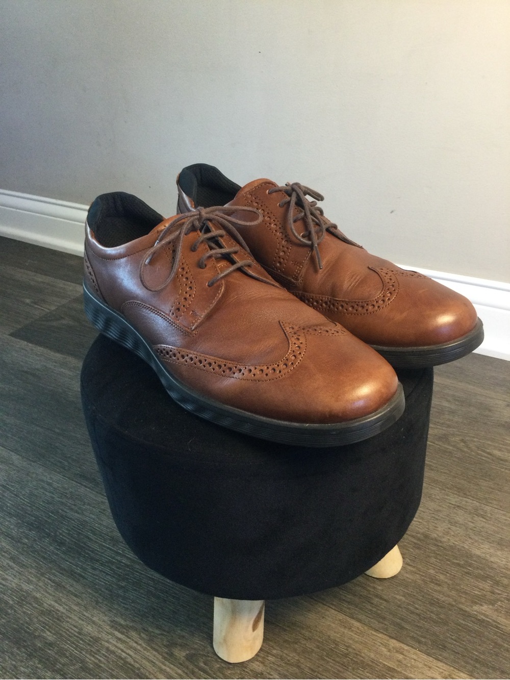 Ecco Men's Tan Brown Leather Wingtip Derbys